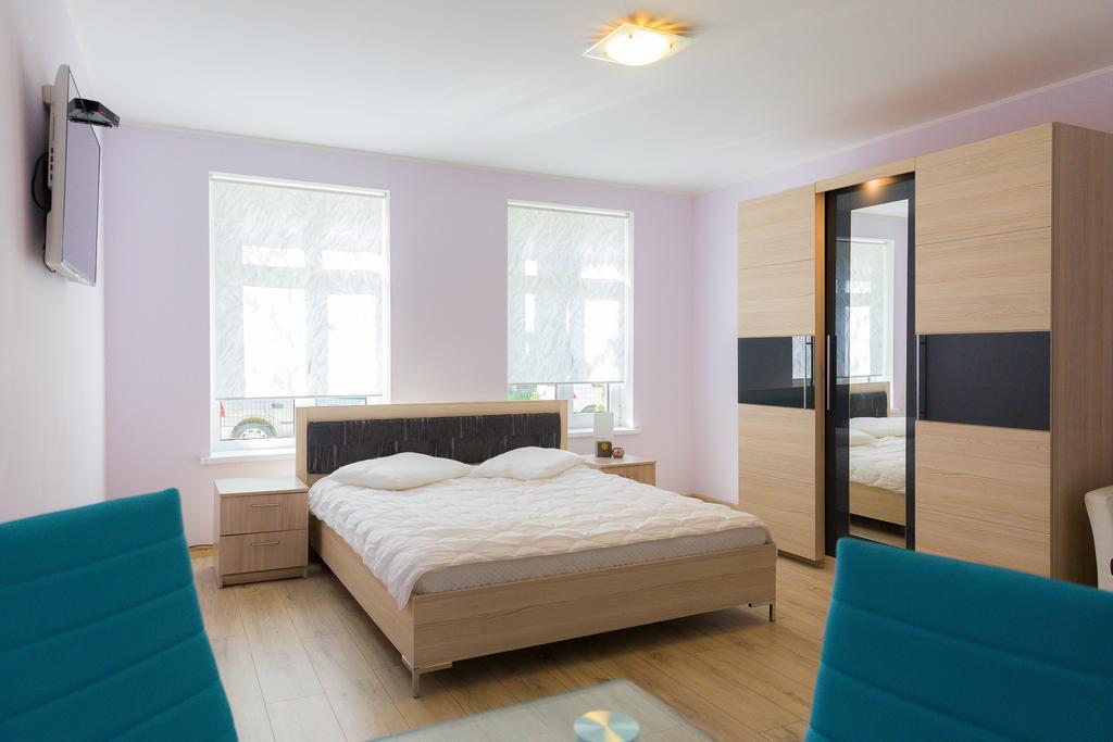 Ecolive Aparthotel Рига Екстериор снимка